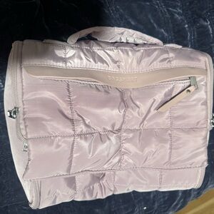 BagSmart Women's Pink Quilted Hangable Travel Toiletry Bag - NEW WITHOUT TAGS.